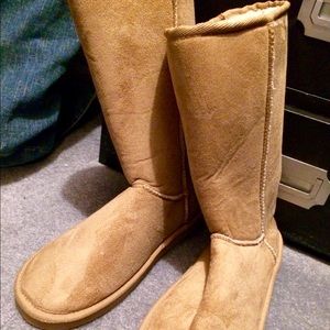 Tan suede boots
